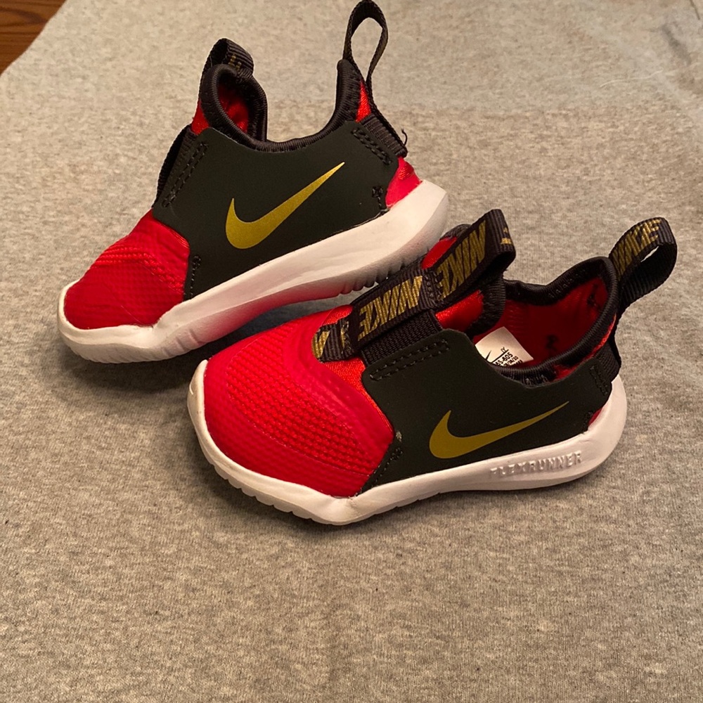 Nike Sneakers Size 4 Toddler